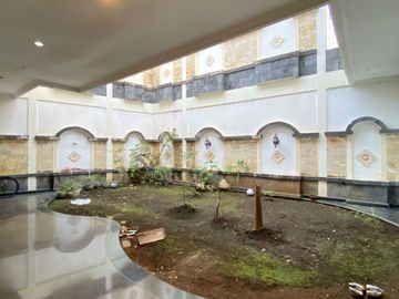 Dijual rumah sultan Syp Cipaganti sukajadi pasteur harga nego, edisi BU CPT, MURAH!