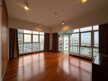 FOR RENT | LUXURIOUS 3-BEDROOM SKYLINE UNIT – ONE BALETE, QUEZON CITY