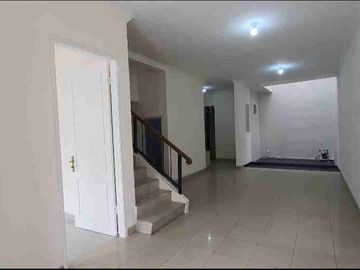 Rumah Siap Huni 2lantai di Villa Permata Gading Jakarta Utara