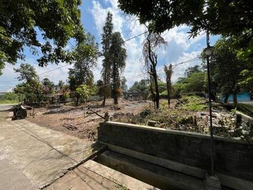 Tanah Pekarangan Luas 782 Meter Persegi Lokasi Strategis & Potensial di Kalasan - Sleman