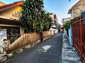 Rumah Hitung Tanah Dijual di Tebet Jaksel - Harga Dekat NJOP!
