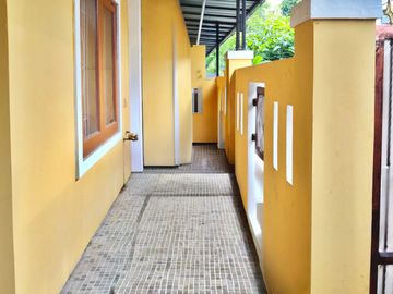 DIJUAL CEPAT! RUMAH dengan SHM di Taman Harapan Baru THB Pejuang Medan Satria Bekasi