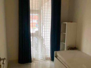 Disewakan Rumah Modern Minimalis Semi Furnished Siap Huni di Kasuari Bintaro Sektor 9