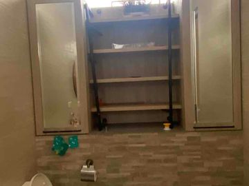 Disewakan Rumah Modern Minimalis Semi Furnished Siap Huni di Kasuari Bintaro Sektor 9