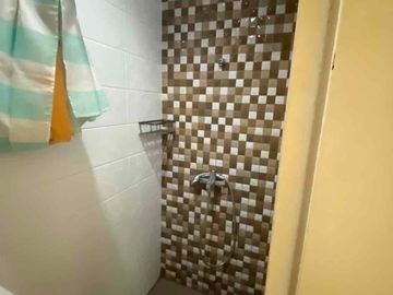 Disewakan Rumah Modern Minimalis Semi Furnished Siap Huni di Kasuari Bintaro Sektor 9