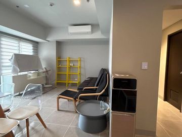 FOR LEASE | CONDO FULLY FURNISHED AT UPTOWN ARTS RESIDENCE – BGC