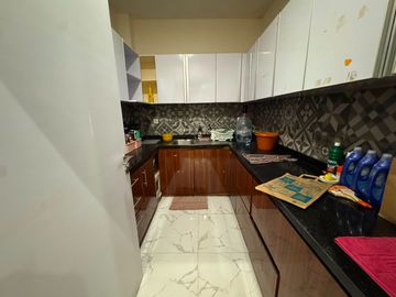 DIJUAL CEPAT RUMAH PIK 1 CLUSTER LAYAR PERMAI UK 8X15 (3.5 LANTAI) FULL RENOVASI FULL FURNISHED SHM MURAH