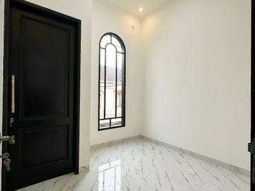 Rumah Condet Townhouse Kramatjati, Murah Mewah Baru di Jaktim Jakarta Timur Dijual (APS)