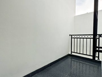 Rumah Condet Townhouse Kramatjati, Murah Mewah Baru di Jaktim Jakarta Timur Dijual (APS)