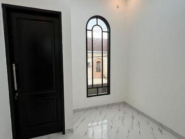 Rumah Condet Townhouse Kramatjati, Murah Mewah Baru di Jaktim Jakarta Timur Dijual (APS)
