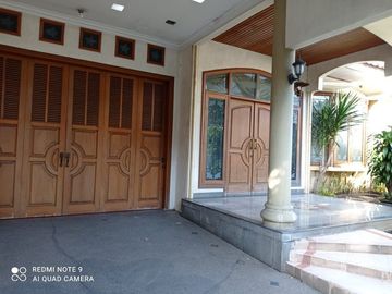 RUMAH DIJUAL JL. KALIURANG -MALANG KOTA SIAP HUNI DAN TERAWAT DEKAT RS SAIFUL ANWAR MALANG