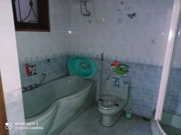 RUMAH DIJUAL JL. KALIURANG -MALANG KOTA SIAP HUNI DAN TERAWAT DEKAT RS SAIFUL ANWAR MALANG