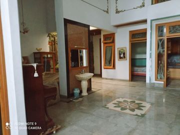 RUMAH DIJUAL JL. KALIURANG -MALANG KOTA SIAP HUNI DAN TERAWAT DEKAT RS SAIFUL ANWAR MALANG