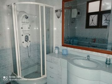 RUMAH DIJUAL JL. KALIURANG -MALANG KOTA SIAP HUNI DAN TERAWAT DEKAT RS SAIFUL ANWAR MALANG