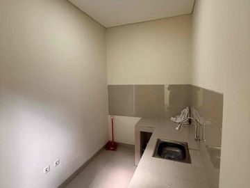Dijual Rumah di Perumahan Batu Putih Cibubur Kota Depok, 106m, All In!