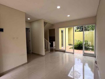 Dijual Rumah di Perumahan Batu Putih Cibubur Kota Depok, 106m, All In!