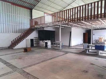 dijual Gudang + tanah strategis di jalan raya Soreang bandung