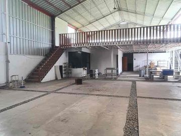 dijual Gudang + tanah strategis di jalan raya Soreang bandung