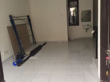 Rumah Murah Siap Huni 2 Lantai di Gading Arcadia, Kelapa Gading