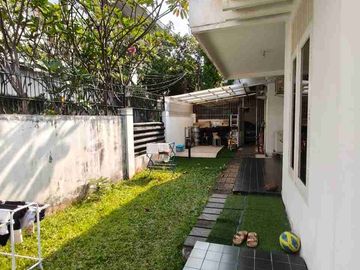 RUMAH STRATEGIS SUNRISE GARDEN