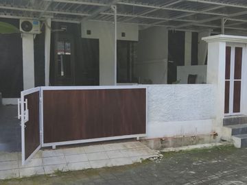 Disewakan rumah murah bagus di The Royal Griya Loka Tabanan Bali siap huni minimalis modern