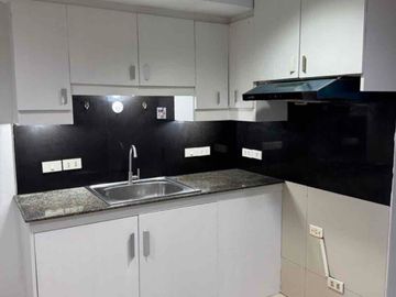 3 Bedrooms townhouse for rent in Ecoville Townhomes Makati city