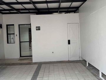 3 Bedrooms townhouse for rent in Ecoville Townhomes Makati city