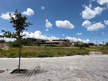 Excelente terreno en  Lomas del Campanario Querétaro