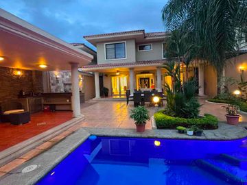 BELLA CASA 4 DORMITORIOS