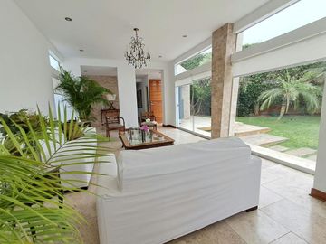 Exclusiva Residencia en La Encantada de Villa – Chorrillos