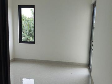 Rumah HN Serpong, Murah Mewah, 2 LANTAI, Baru di Tangsel, Kota Tangerang Selatan, Dijual