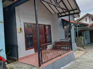 Dijual Rumah Kampung Timur