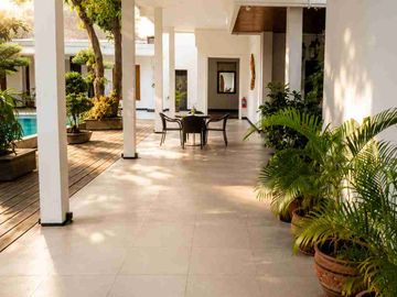Rumah langka old money classic menteng