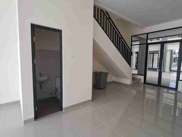 Disewakan Ruko Hudson Gading Serpong