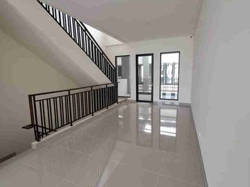 Disewakan Ruko Hudson Gading Serpong