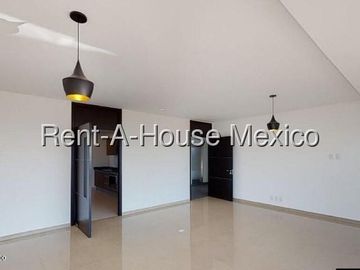 Departamento en Venta en Huixquilucan, Bosque Real CMB 27-342.