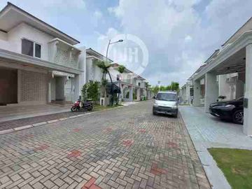 Dijual Perumahan 2 Lantai Royal Bay Cluster Moonlight Area Batam Centre Siap Huni