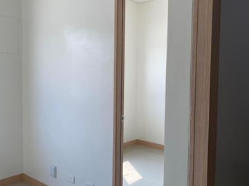LEAF RESIDENCES SUSANA HEIGHTS MUNTILUPA CITY