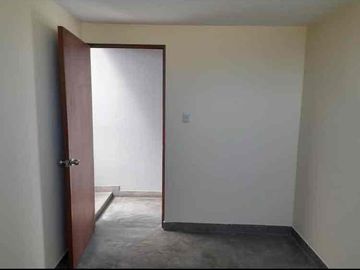 ALQUILO HABITACIÓN EN SAN BORJA FRENTE A PARQUE