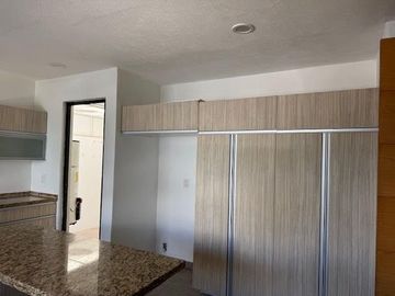Oportunidad casa en renta en Cumbres del Lago Da Vinci