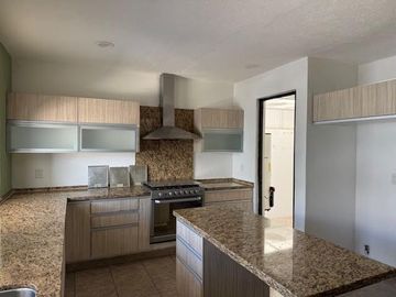 Oportunidad casa en renta en Cumbres del Lago Da Vinci