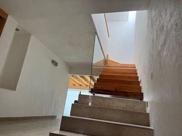 Oportunidad casa en renta en Cumbres del Lago Da Vinci