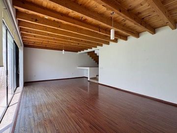Oportunidad casa en renta en Cumbres del Lago Da Vinci