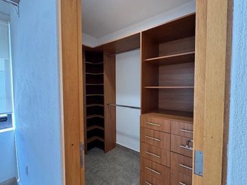 Oportunidad casa en renta en Cumbres del Lago Da Vinci