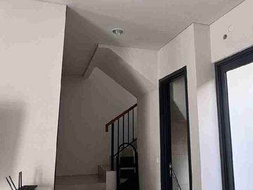DISEWAKAN RUMAH ELIT SIAP HUNI DI CLUSTER AKSARA NUE, VANYA PARK BSD CITY