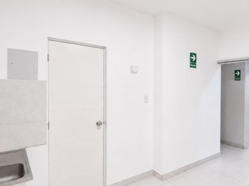 Alquilo Local Comercial en Avenida Manuel Villarán