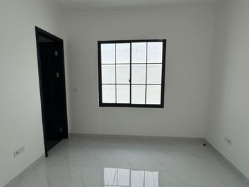 Cluster Villa Pasir Putih 8x15 120m2 3KT Semi Furnish PIK 2 Pantai Indah Kapuk 2