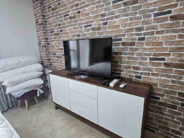 DISEWA APARTEMEN GOLD COAST STUDIO FURNISH
