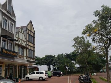 Disewakan Ruko di North Solvang Square, Gading Serpong, Tangerang