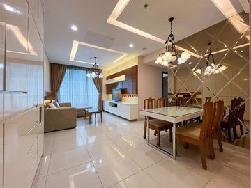 Disewakan 2 Bedroom Condominium Central Park Residences Modern Classic Luxury, Full Furnished, Lokasi Strategis, Diatas Mall Central Park